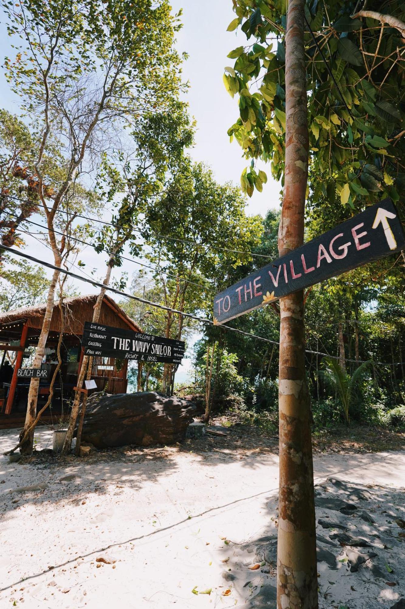 The Wavy Sailor Hotel Kaoh Touch Exterior foto